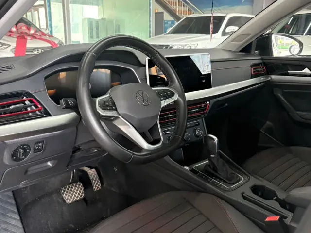 Volkswagen Lavida — Фото автомобиля 18