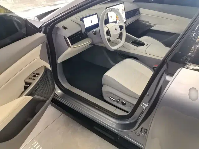 Dongfeng eπ 007 — Фото автомобиля 15