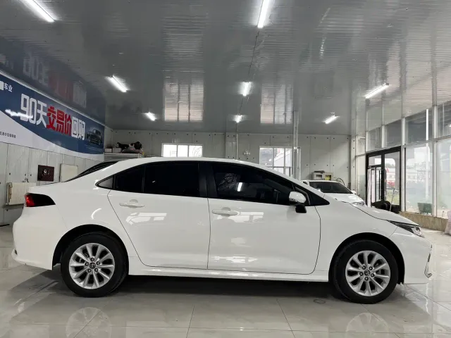 Toyota Corolla — Фото автомобиля 4