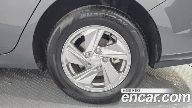 Hyundai Avante CN7 — Фото автомобиля 6