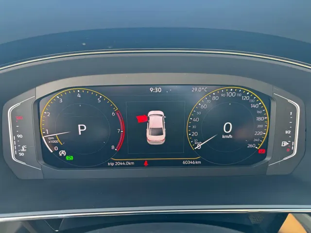 Volkswagen Passat — Фото автомобиля 4