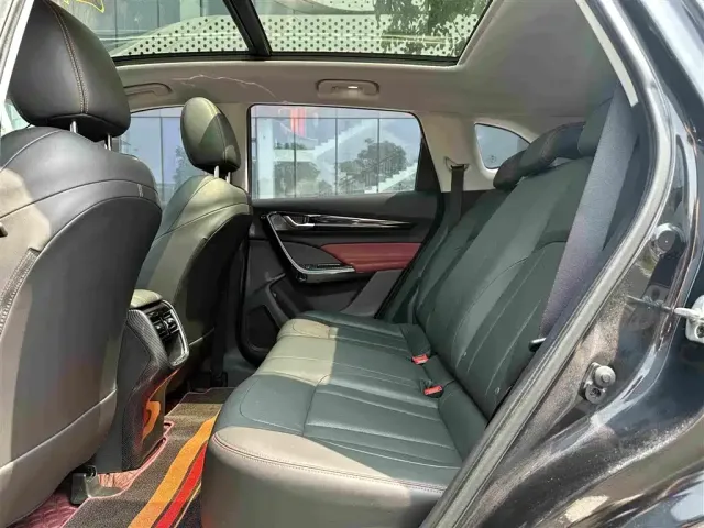 Dongfeng Fengshen AX7 — Фото автомобиля 19