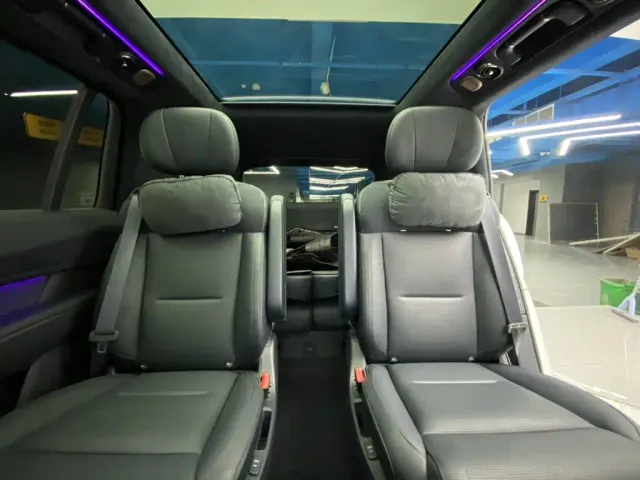 Lynk & Co 900 — Фото автомобиля 28