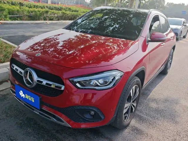 Фотография автомобиля — Mercedes-Benz GLA-Class