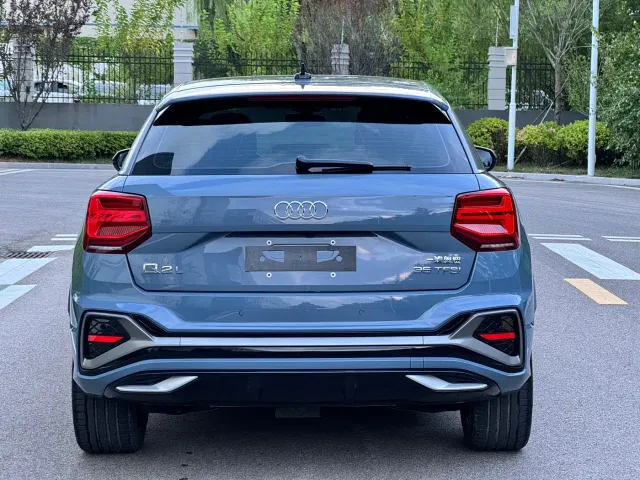 Audi Q2L — Фото автомобиля 5