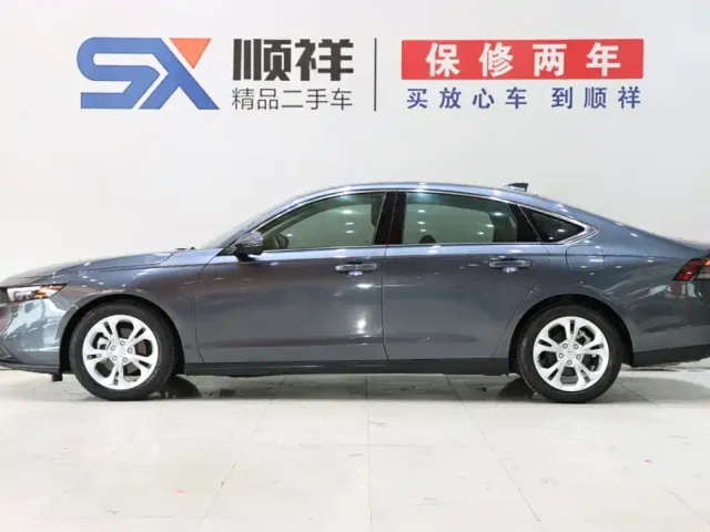 Honda Accord — Фото автомобиля 6