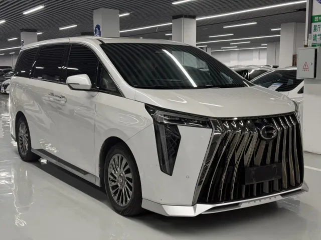 GAC Trumpchi M8 — Фото автомобиля 3
