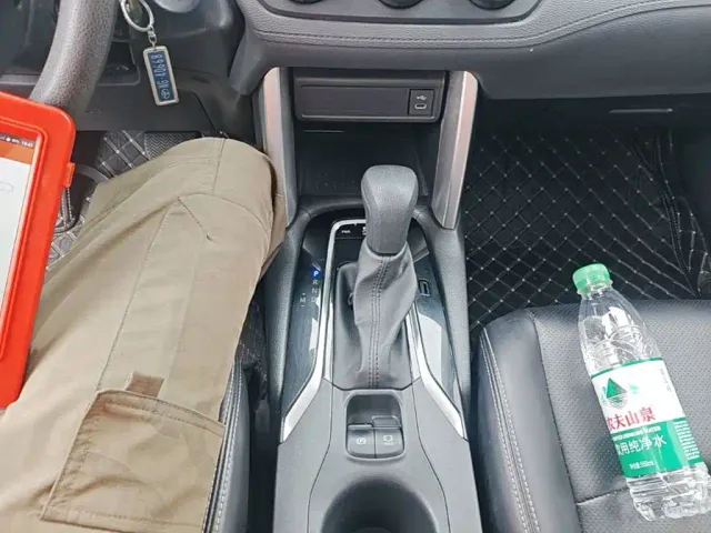 Toyota Corolla Cross — Фото автомобиля 13