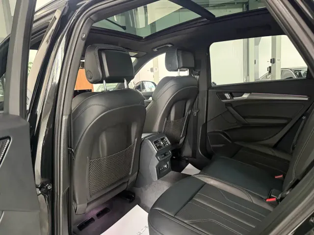 Audi Q5L — Фото автомобиля 7