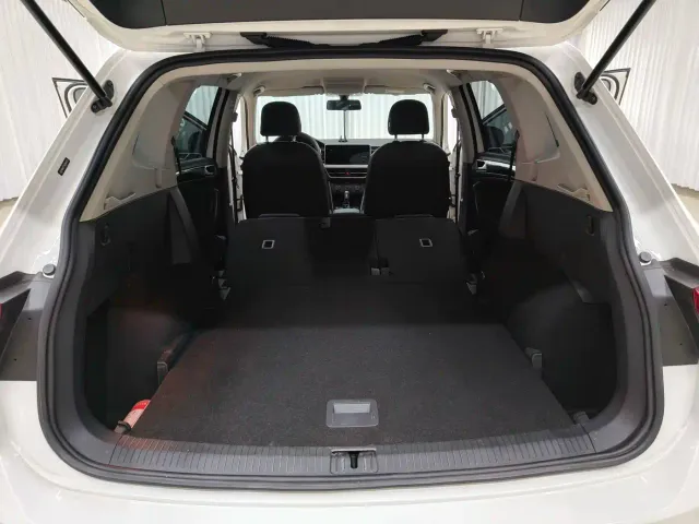 Volkswagen Tiguan L — Фото автомобиля 20