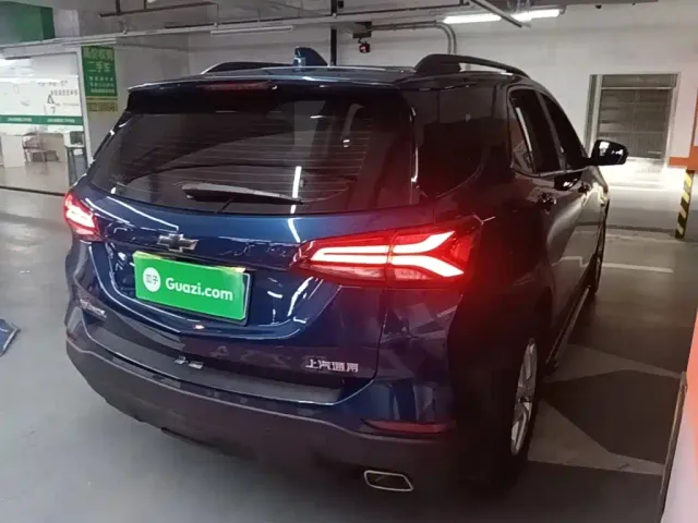 Chevrolet Equinox — Фото автомобиля 6