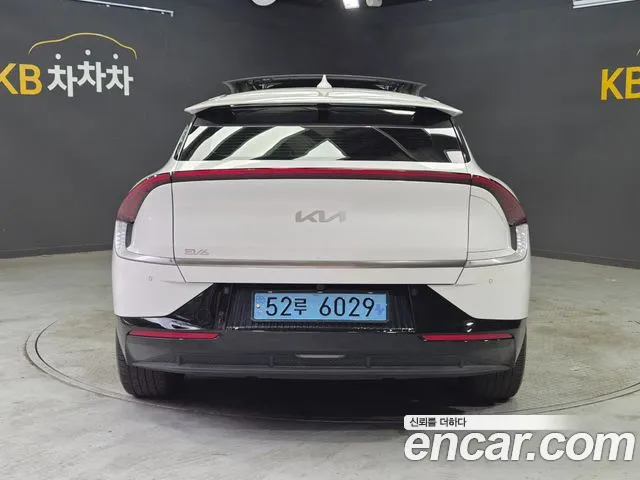 Kia EV6 — Фото автомобиля 4