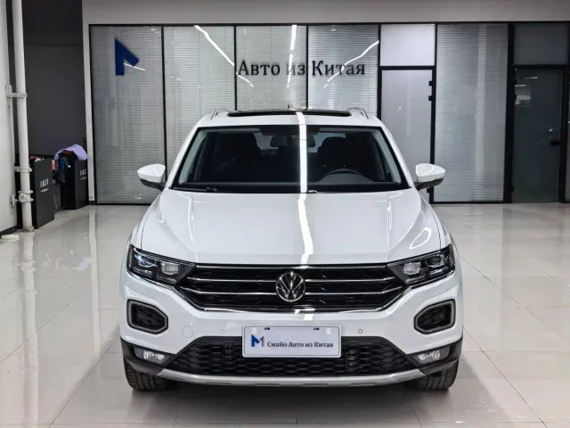 Volkswagen T-Roc — Фото автомобиля 3