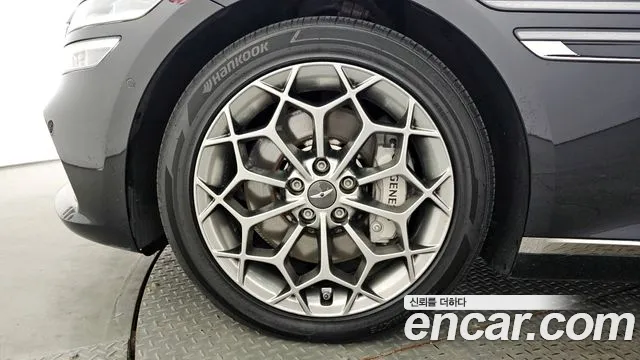 Genesis G80 Бензин 3.5 турбо AWD — Фото автомобиля 5