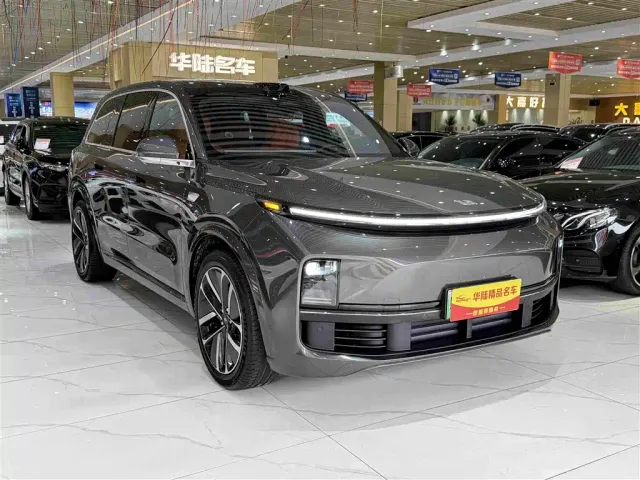 Li Auto L9 — Фото автомобиля 3