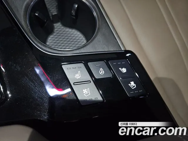 Kia K8 K8 Hybrid — Фото автомобиля 17