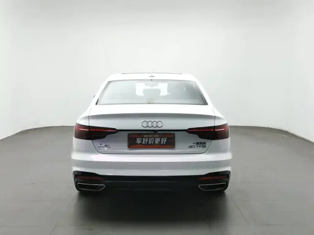Audi A4L — Фото автомобиля 4