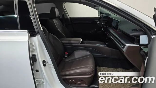 Hyundai Grandeur GN7 — Фото автомобиля 16