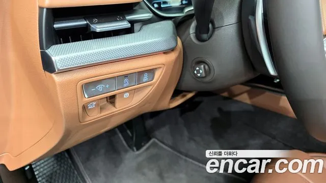Genesis G80 Бензин 3.5 турбо AWD — Фото автомобиля 14