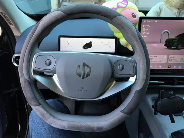 Leapmotor A10 — Фото автомобиля 15