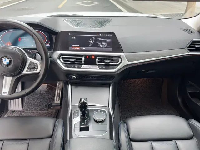 BMW 4 Series — Фото автомобиля 8