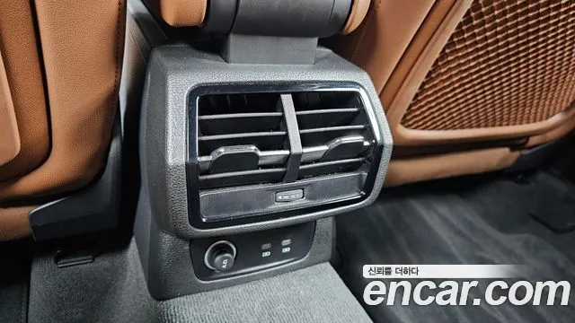 Audi Q3 40 TFSI quattro Premium — Фото автомобиля 29