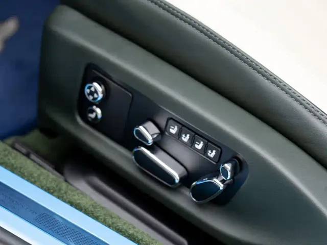 Bentley Continental — Фото автомобиля 13