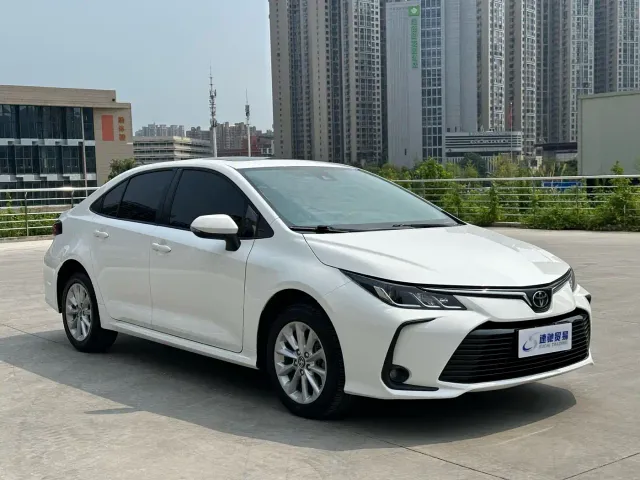 Toyota Corolla — Фото автомобиля 3