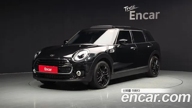 Фотография автомобиля — MINI Clubman