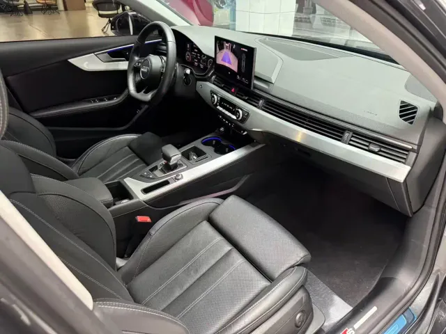 Audi A4L — Фото автомобиля 18