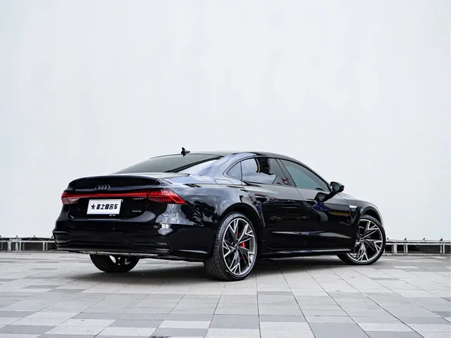 Audi A7L — Фото автомобиля 7