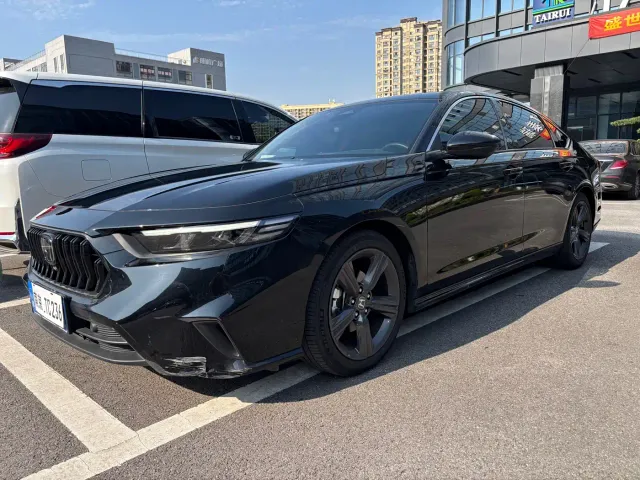 Honda Inspire — Фото автомобиля 2