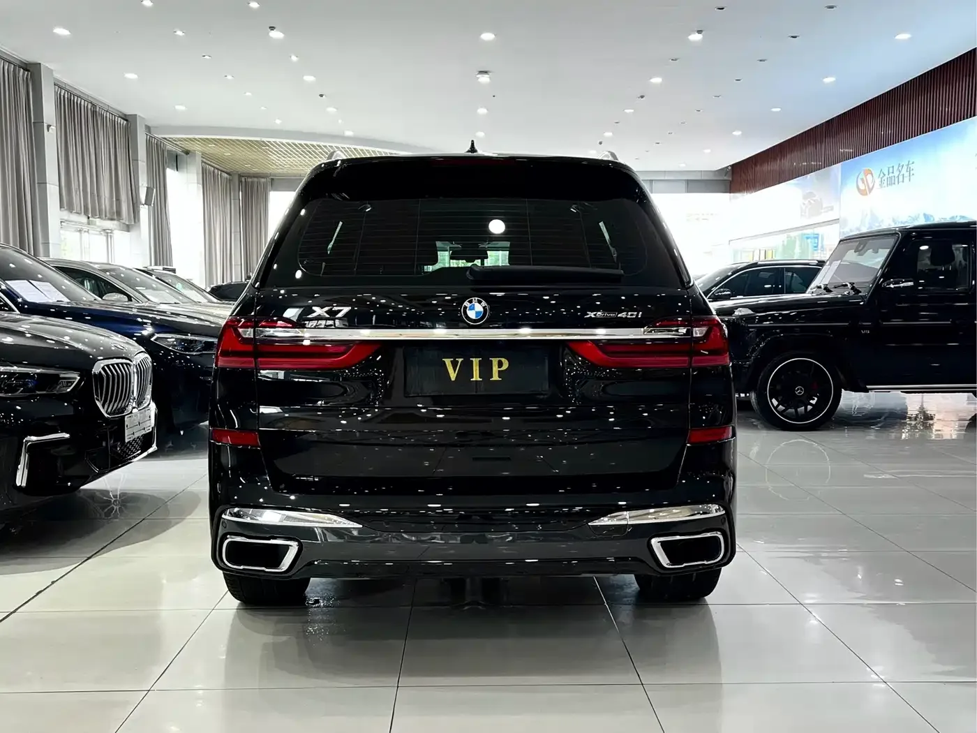 BMW BMW X7 2022 xDrive40i Exclusive M Sport Package — Фото автомобиля 5