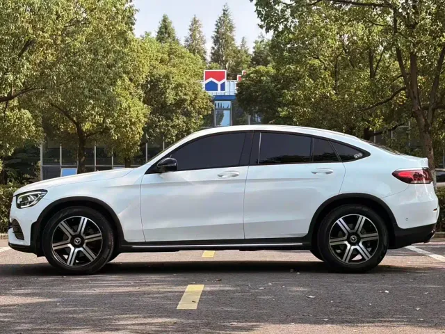 Mercedes-Benz GLC Coupe — Фото автомобиля 8