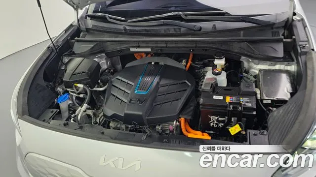 Kia Niro — Фото автомобиля 9