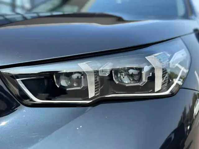BMW i5 — Фото автомобиля 6