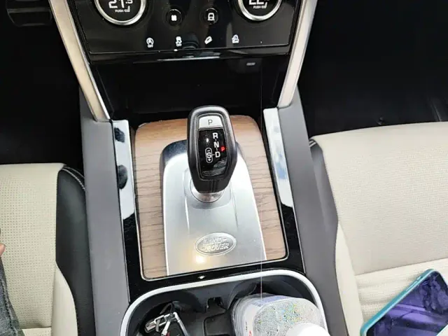 Land Rover Discovery Sport — Фото автомобиля 13