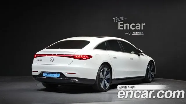 Mercedes-Benz EQS — Фото автомобиля 2