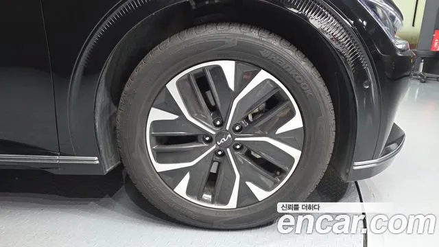 Kia EV6 — Фото автомобиля 21