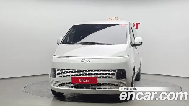 Hyundai Staria Staria Карго 3 места — Фото автомобиля 3