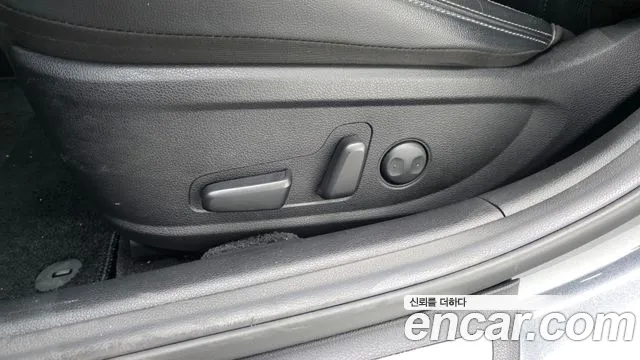 Hyundai Grandeur — Фото автомобиля 18