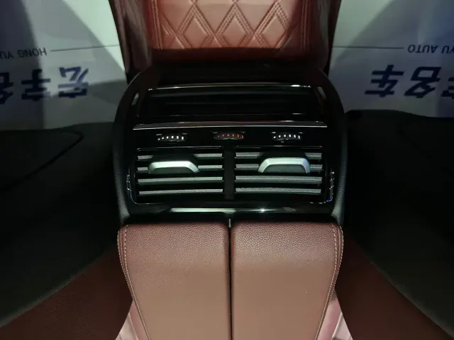 BMW 5 Series — Фото автомобиля 16