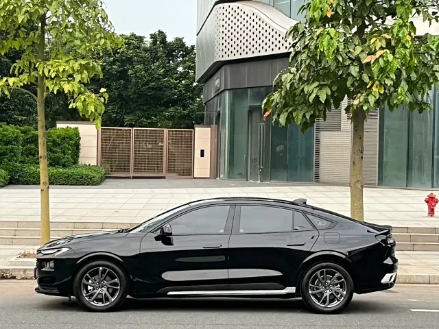 Ford Mondeo — Фото автомобиля 8