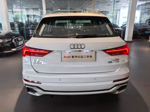 Audi Q3 — Фото автомобиля 4