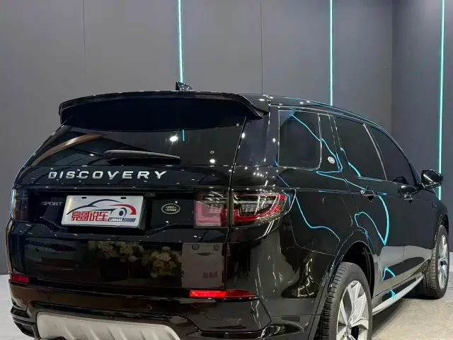 Land Rover Discovery Sport — Фото автомобиля 6