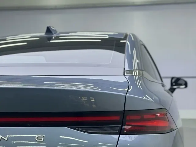 Xpeng P5 — Фото автомобиля 15
