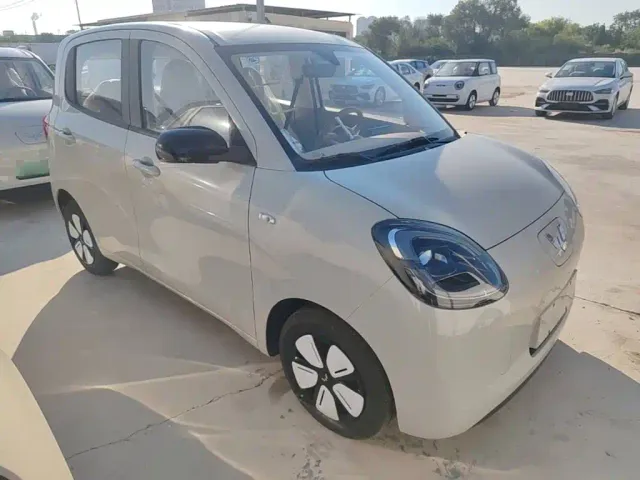 Wuling Hongguang Mini EV — Фото автомобиля 3