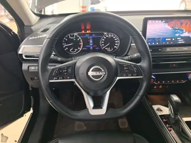 Nissan Teana — Фото автомобиля 10