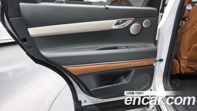 Genesis GV80 — Фото автомобиля 14