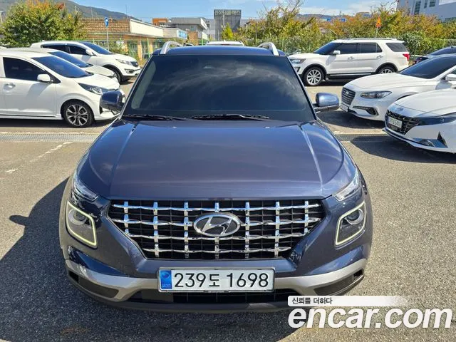 Hyundai Venue — Фото автомобиля 2